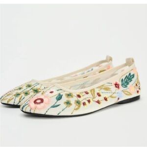 Zara Cream Floral Embroidered Flats